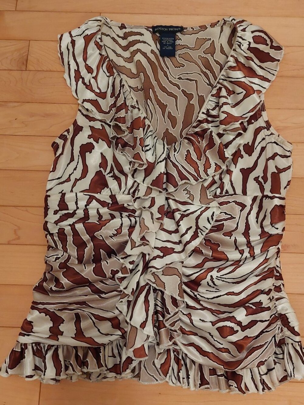 VNTG Boston Proper Tiger Print Ruffle Ruched Sleeveless Blouse Size 2